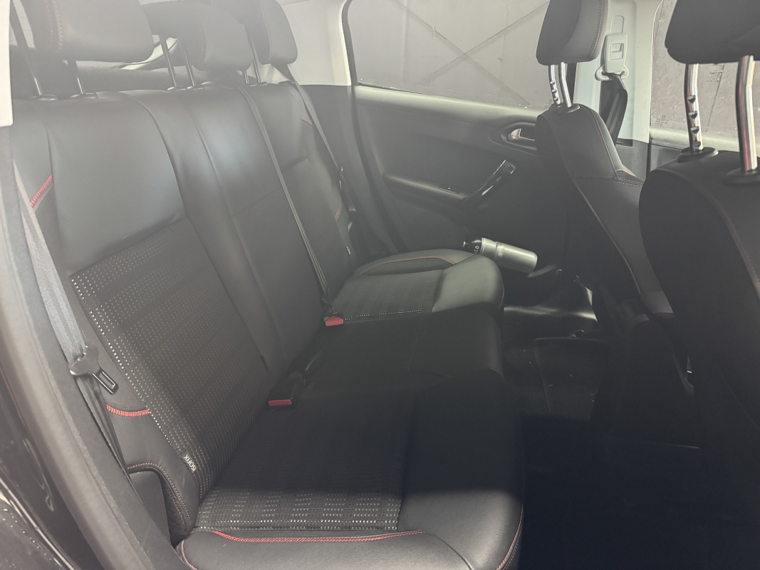 Peugeot 208 110 GT LINE