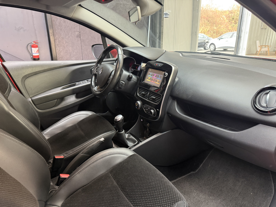 Renault Clio ESTATE dCI 90 E6C Intens