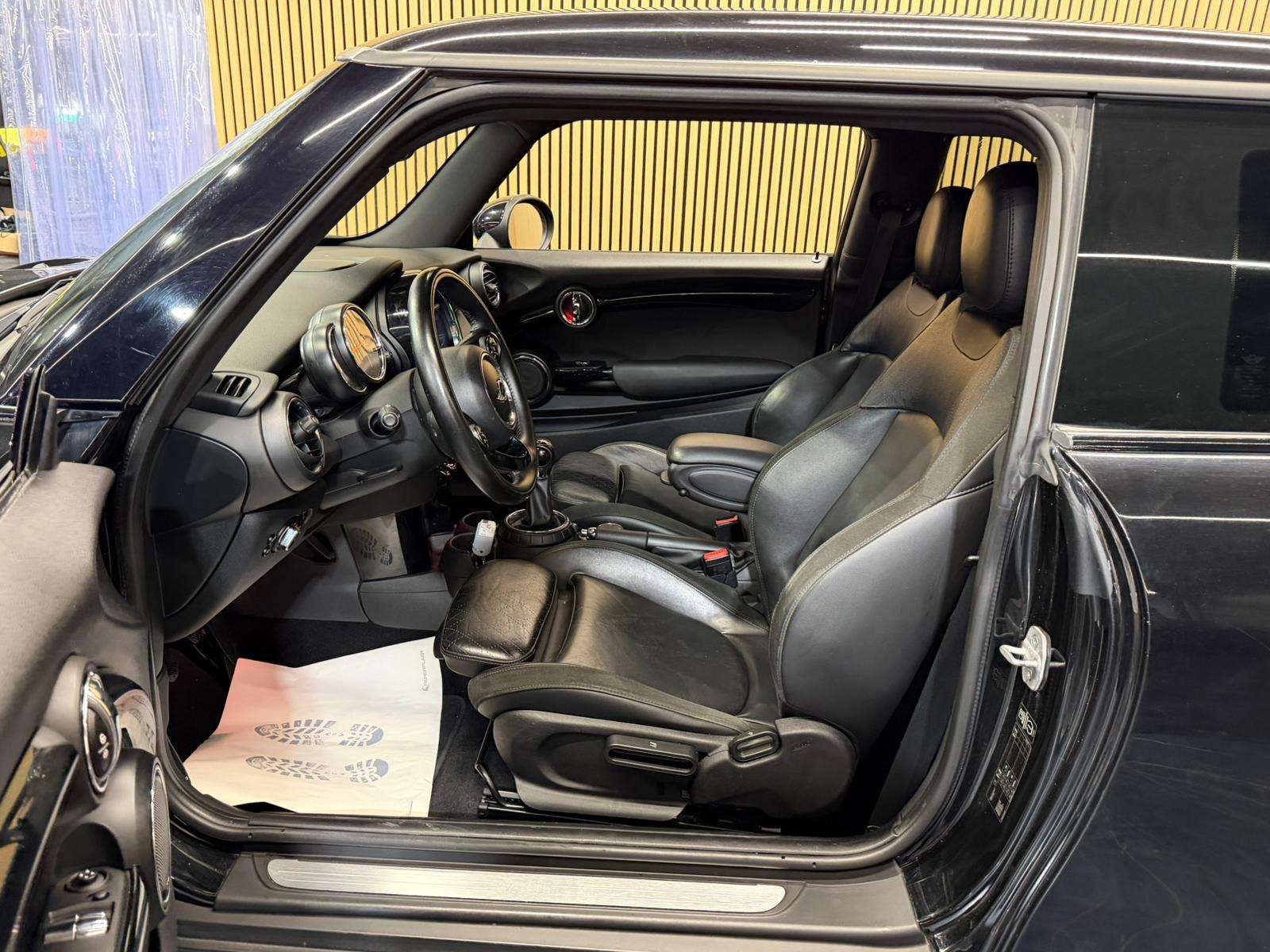 MINI Cooper 1.5 Cooper * KIT COOPER S *