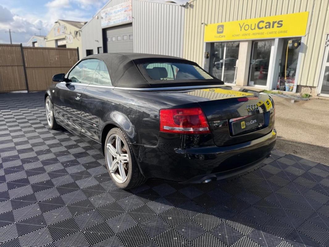 Audi A4 2.0 TDI 140 S-LINE CABRIOLET - BOITE AUTO SIEGES CHAUFFANTS