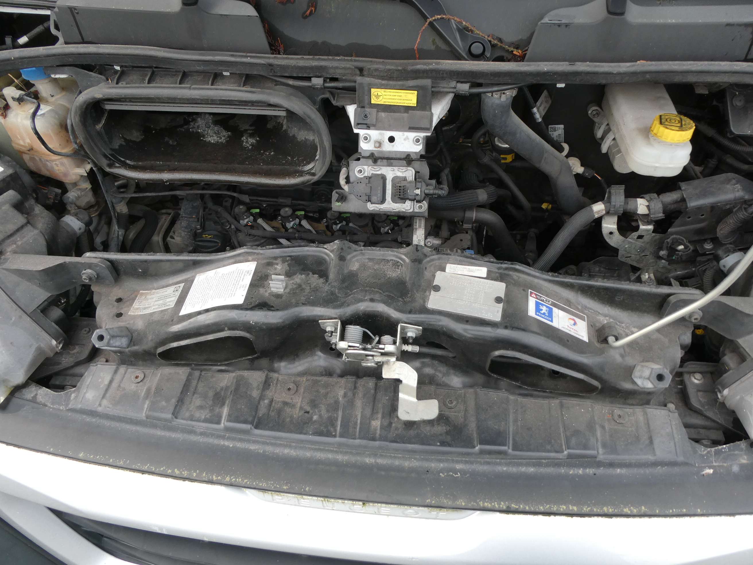 Peugeot Boxer 2.2hdi *DEFEKTE MOTOR*MOTEUR CASSÉ*ENGINE BROKEN*