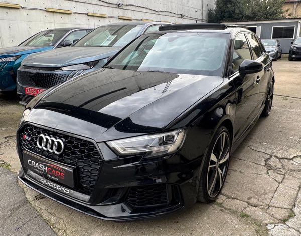 Audi RS3 II (2) SPORTBACK 2.5 TFSI 400 QUATTRO S TRONIC