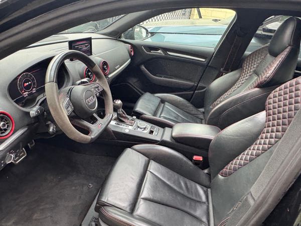 Audi RS3 II (2) SPORTBACK 2.5 TFSI 400 QUATTRO S TRONIC