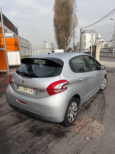 Peugeot 208 1.4 E-HDI FAP 68 ACTIVE BLUE LION BMP5 5P