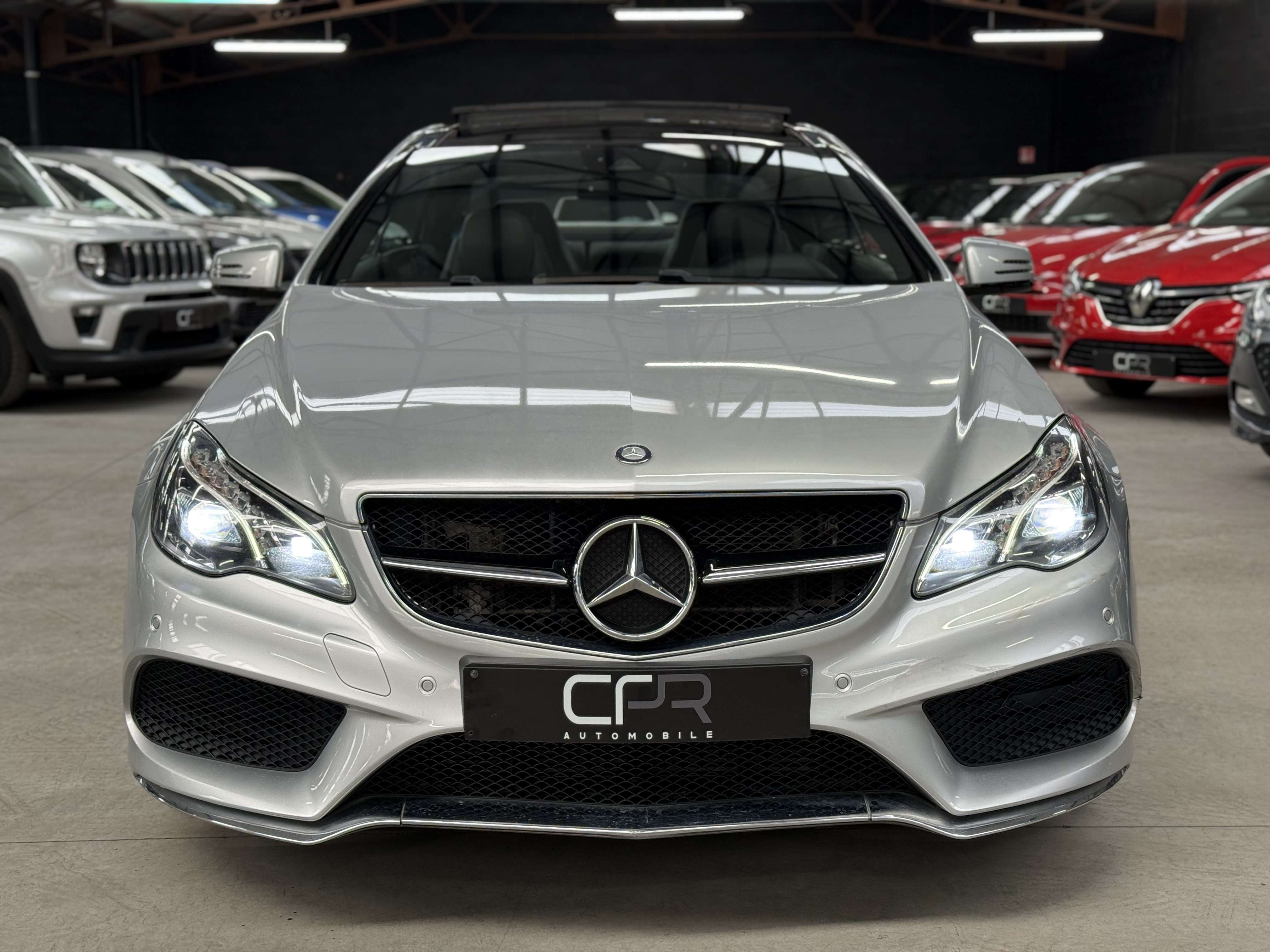 Mercedes-Benz E 220 d * PACK AMG * TOIT PANO * LED * RADAR * SIEGE CH