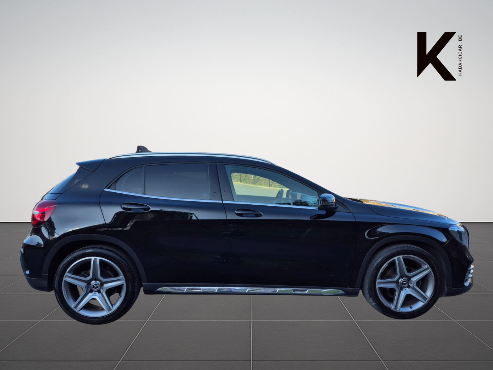 Mercedes-Benz GLA 180 Finition "AMG LINE" - SUV Premium Automatique - Garantie 12 Mois avec Entretien Effectué - Zone LEZ Ok