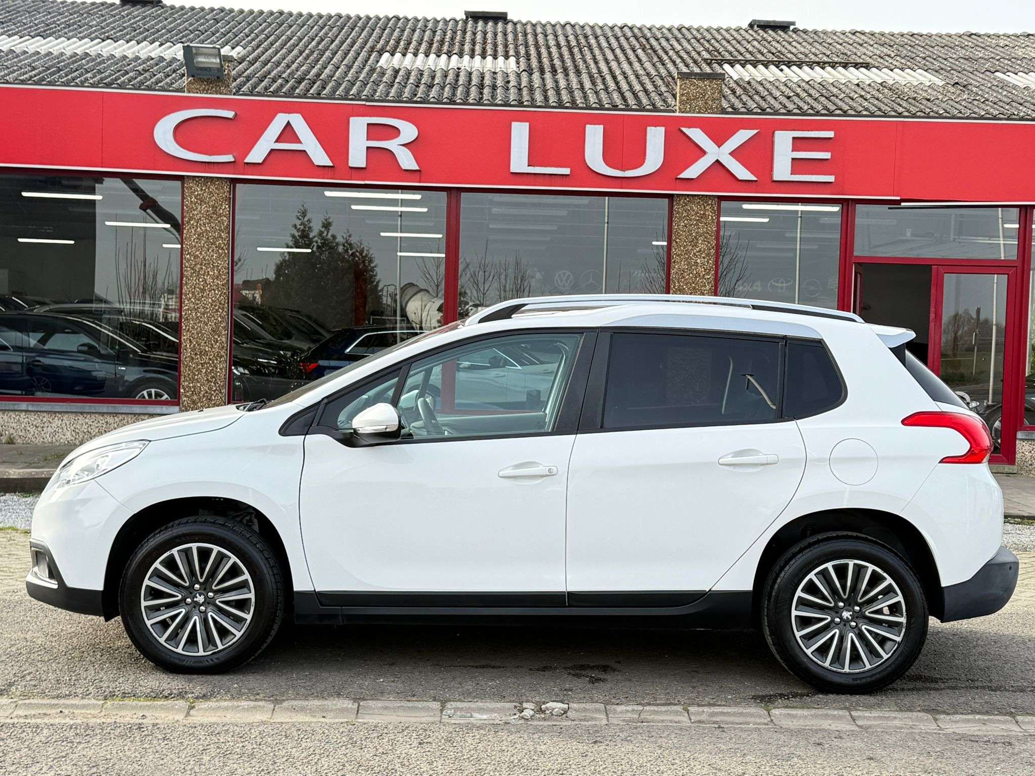 Peugeot 2008 1.2 PureTech