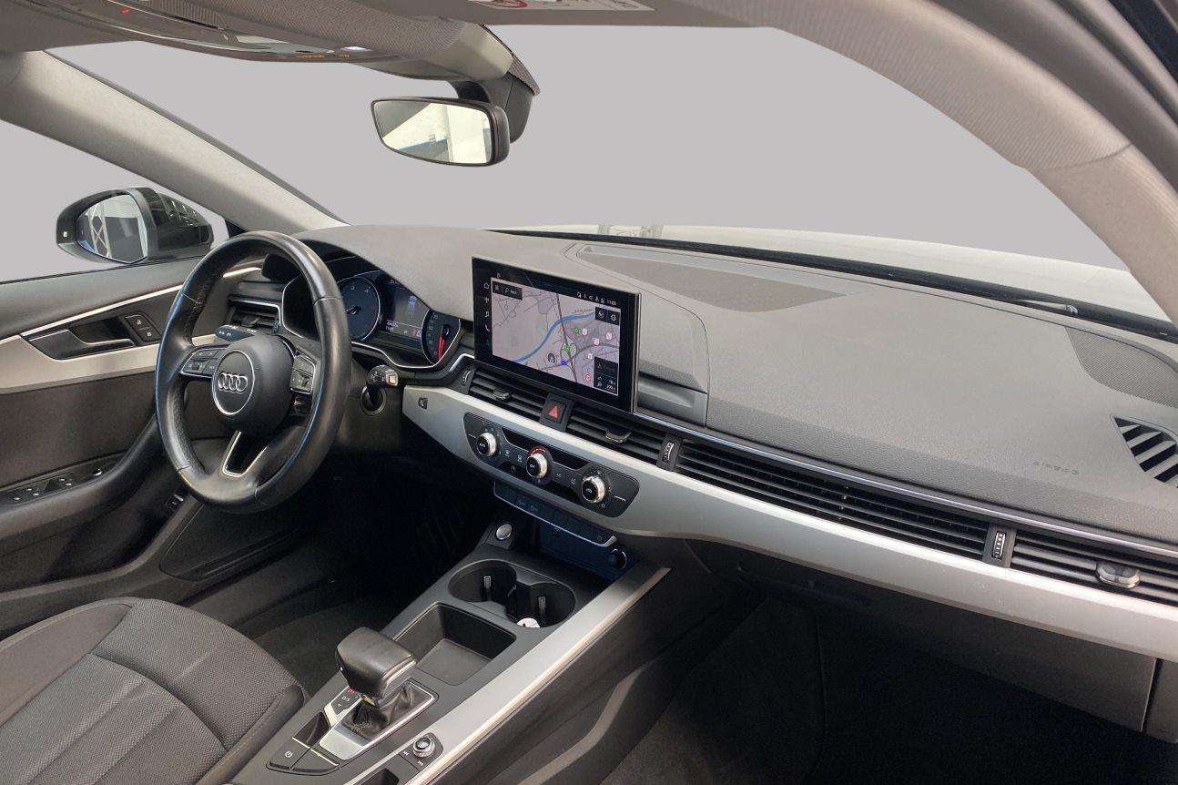 Audi A4 AVANT - GPS*Attelage*Clim