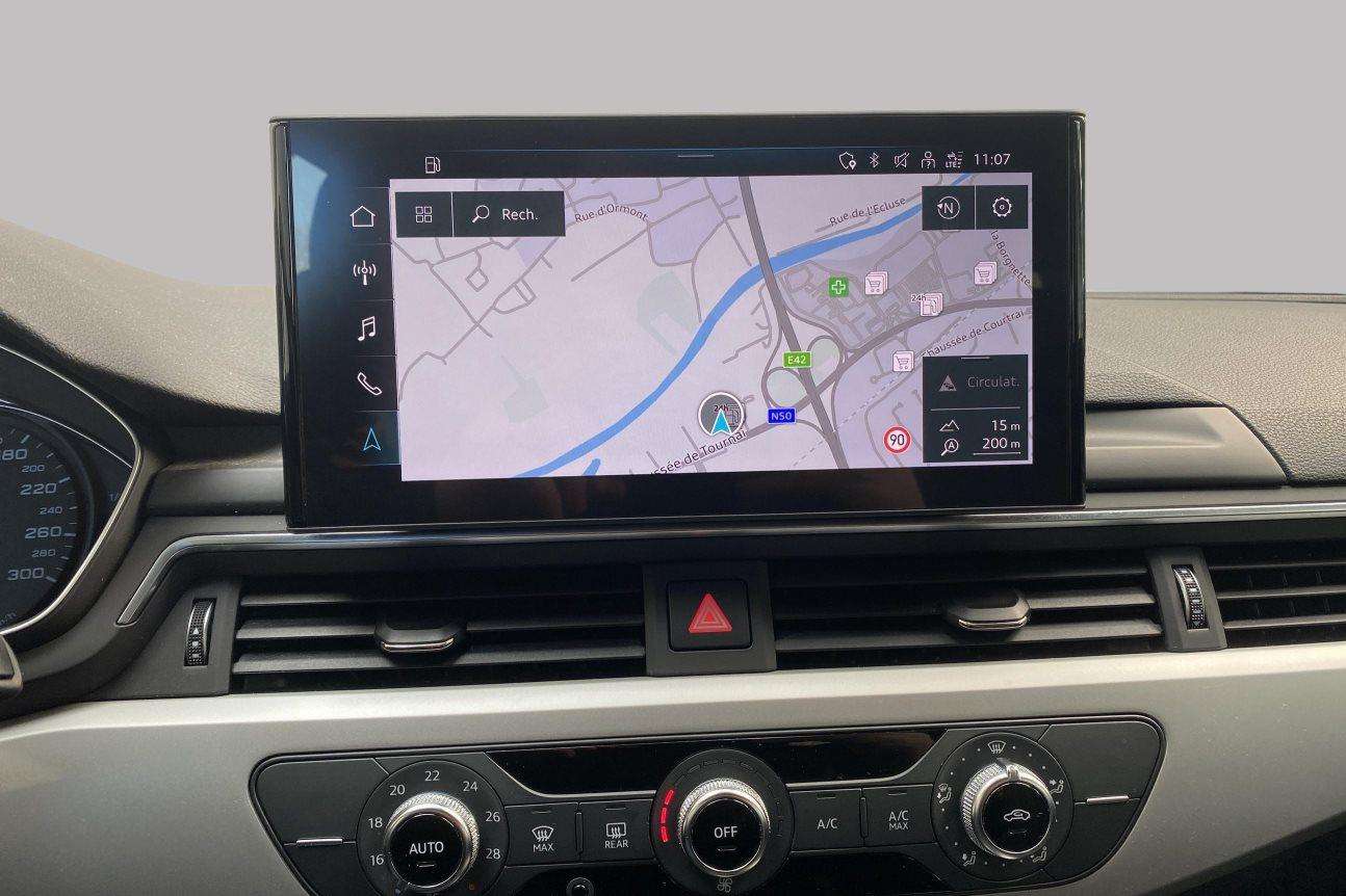 Audi A4 AVANT - GPS*Attelage*Clim