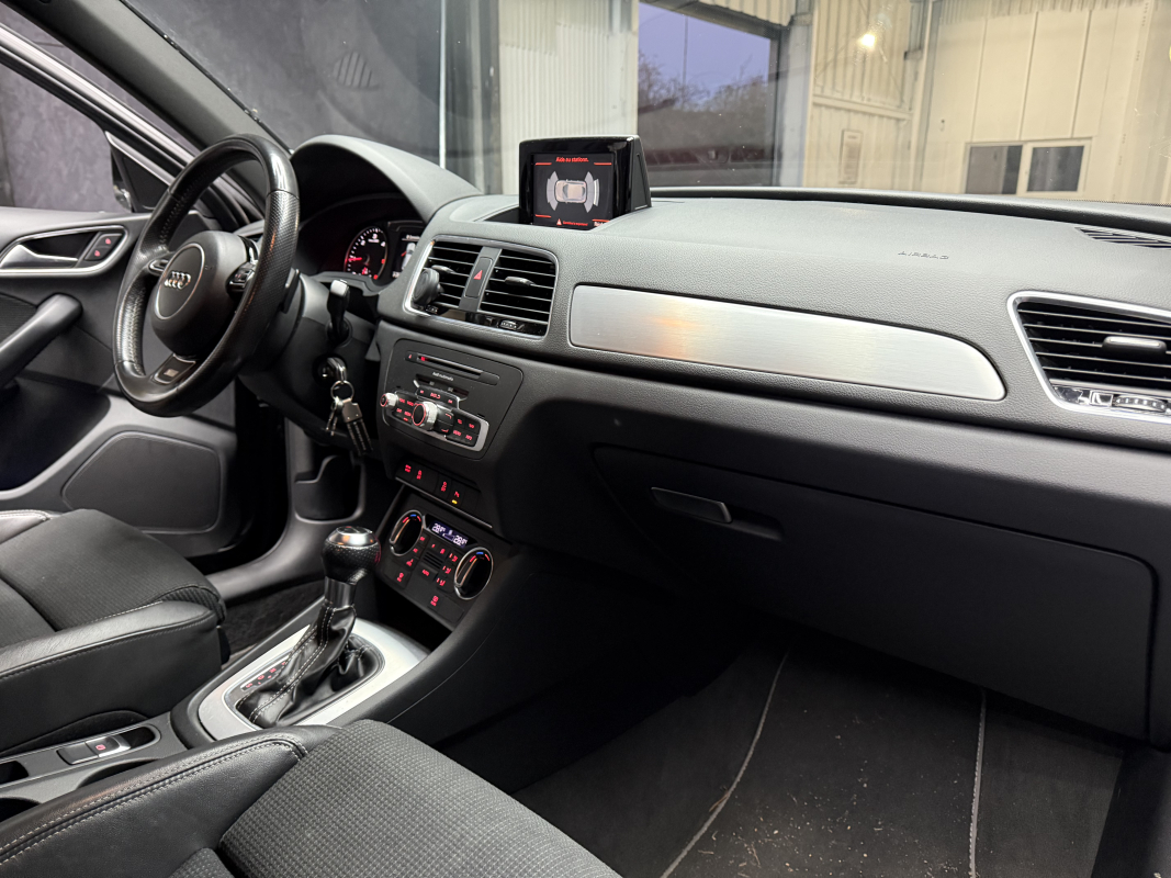 Audi Q3 2.0 TDI 150 S line