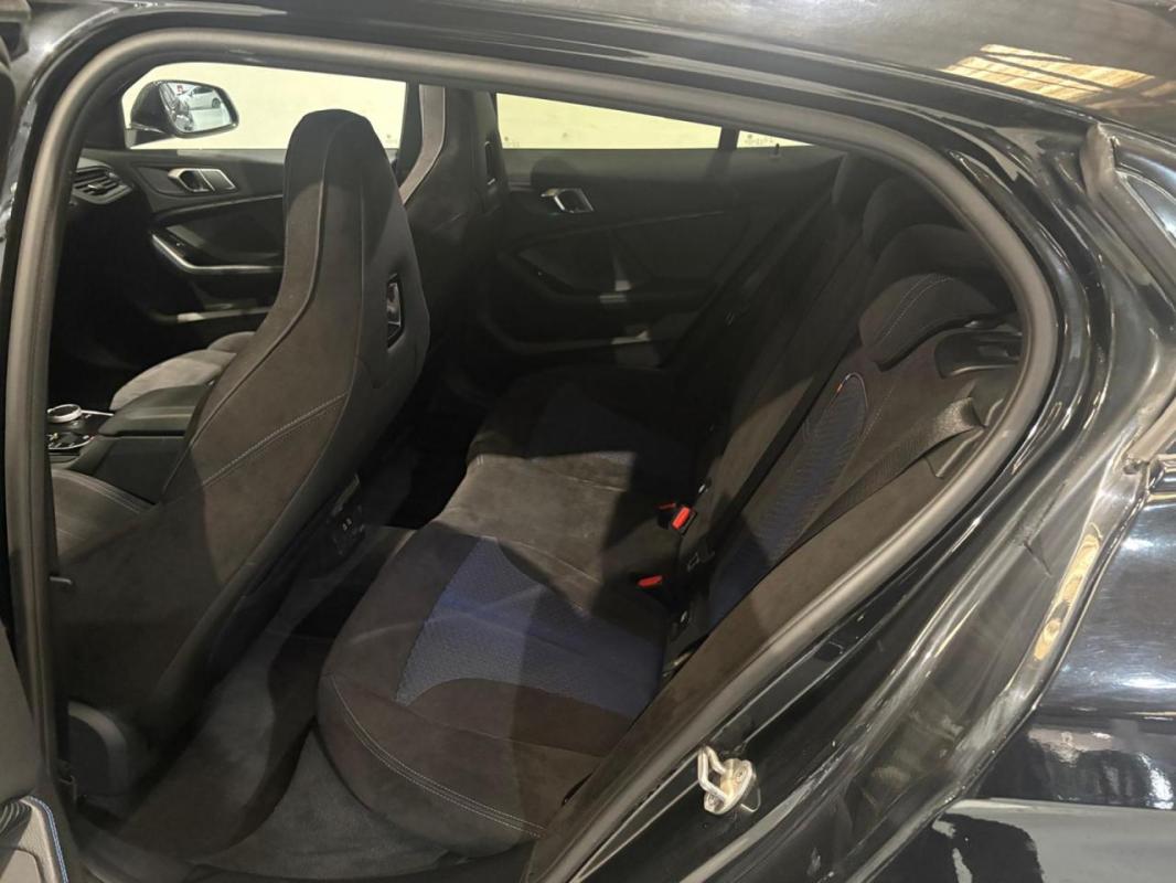 Bmw Serie 1 116d - BV DKG BERLINE F40 M Sport