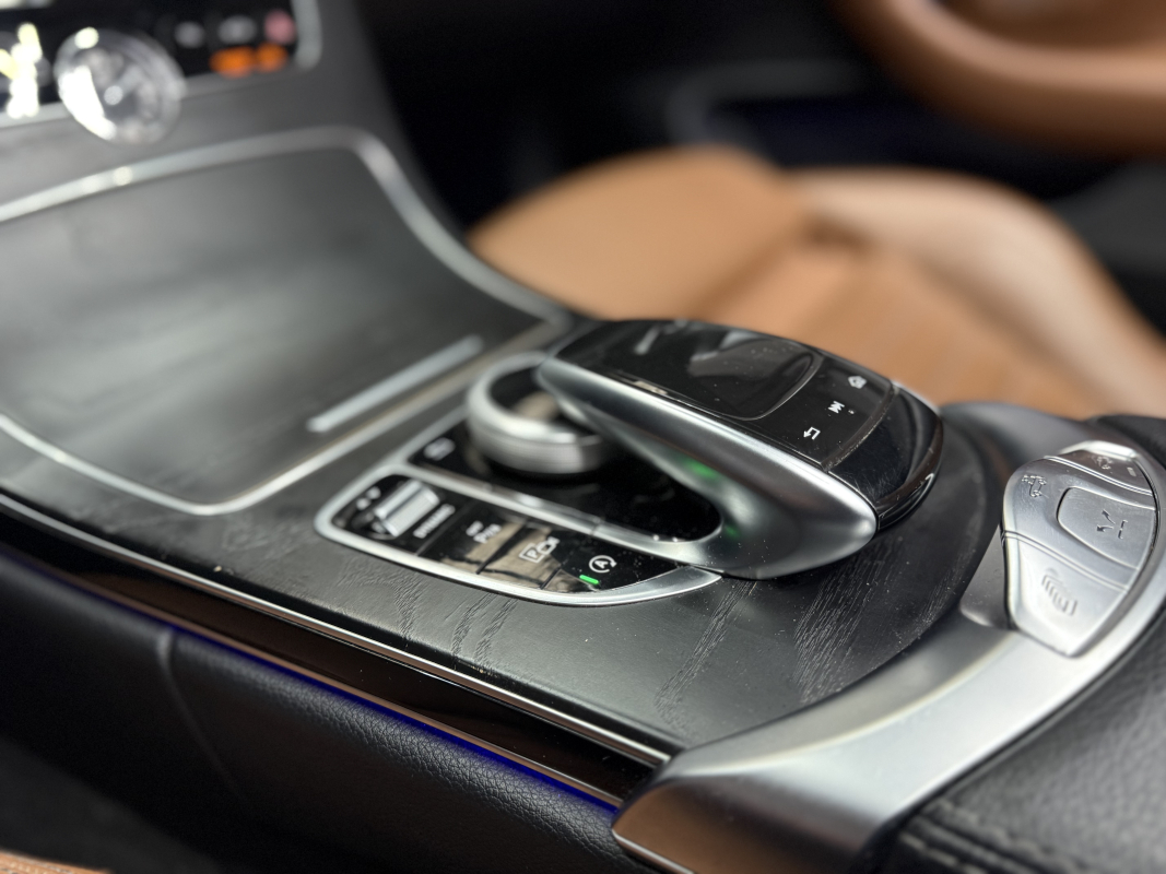 Mercedes-Benz Classe C 220 d CABRIOLET AMG LINE 194 ch 9G-Tronic