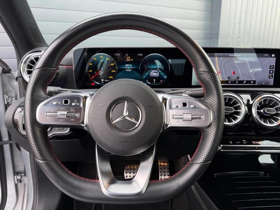 Mercedes-Benz Classe A 180 AMG Line 136ch 7G-DCT / Led CarPlay