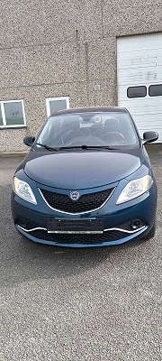 Lancia Ypsilon Lancia Upsilon 1200 essence Cng 100000 km 2016