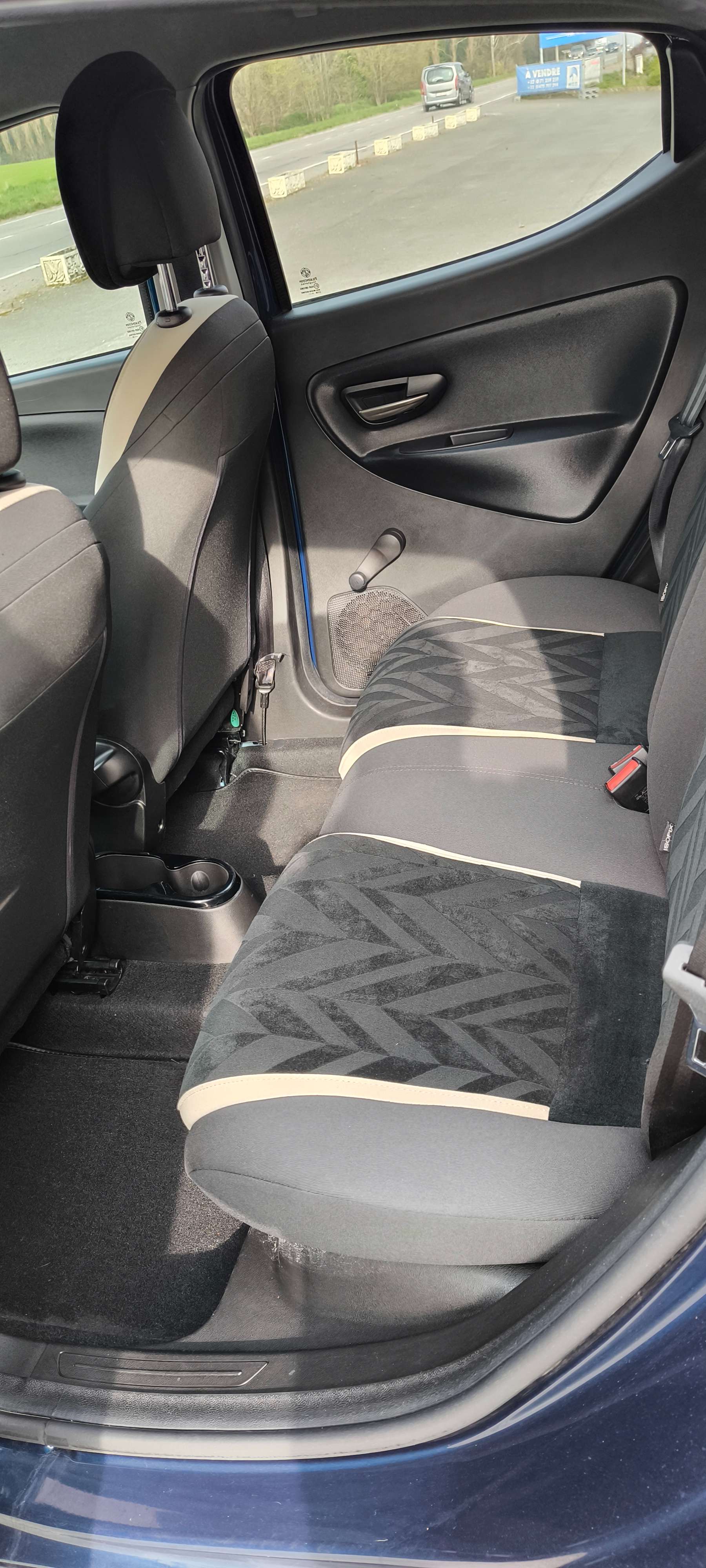 Lancia Ypsilon Lancia Upsilon 1200 essence Cng 100000 km 2016