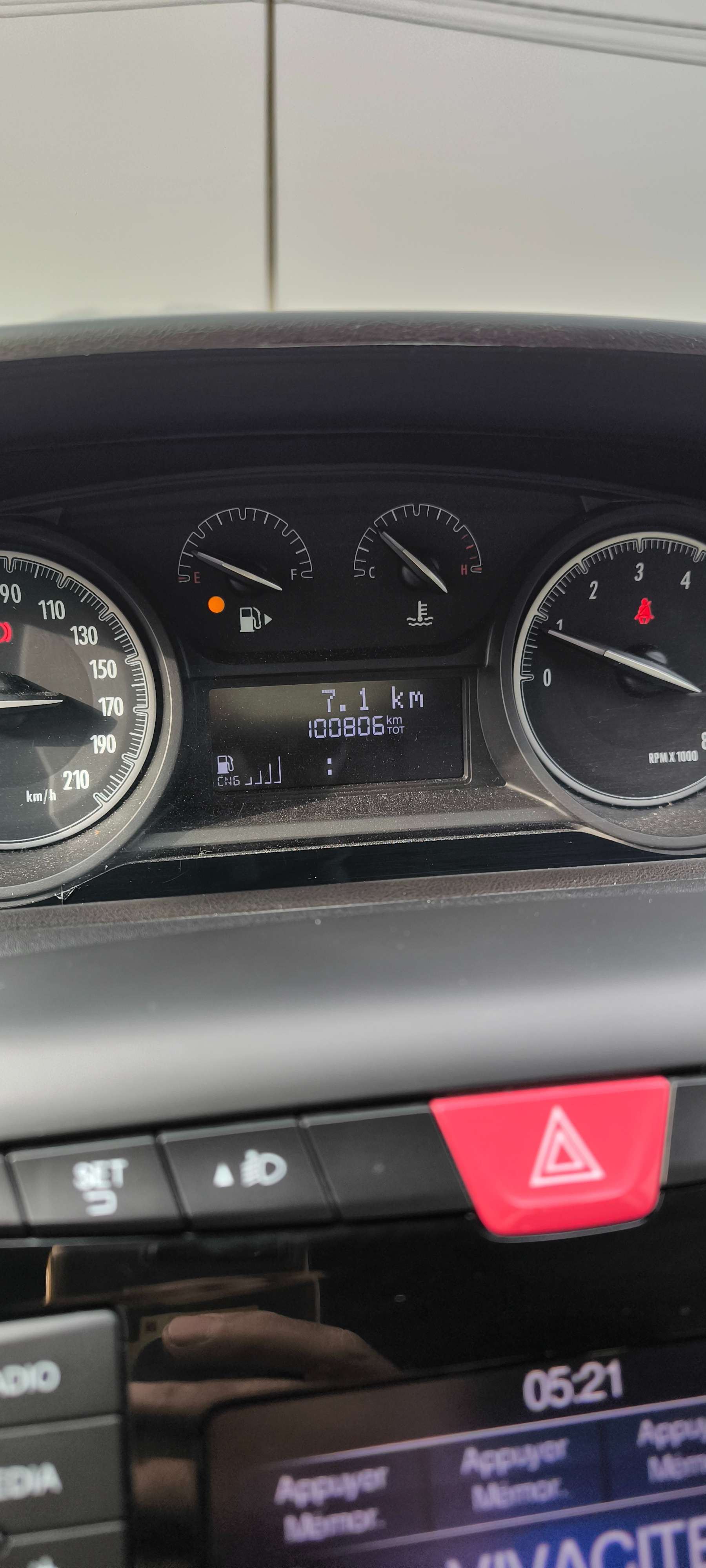 Lancia Ypsilon Lancia Upsilon 1200 essence Cng 100000 km 2016