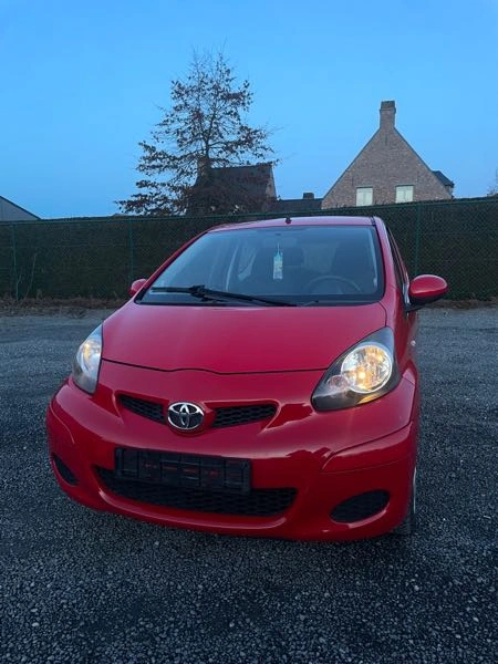 Toyota Aygo (2) 1.0 VVT-I ACTIVE 3P