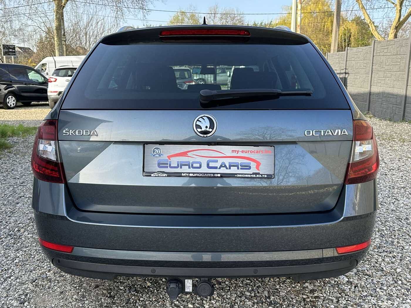 SKODA Octavia SW 1.0 TSI Ambition XENON/LED/COCKPIT/CARPLAY/CAM