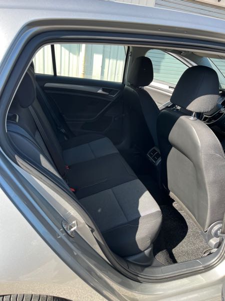 Volkswagen Golf VII 1.2 TSI 105 BLUEMOTION TECHNOLOGY CARAT 3P