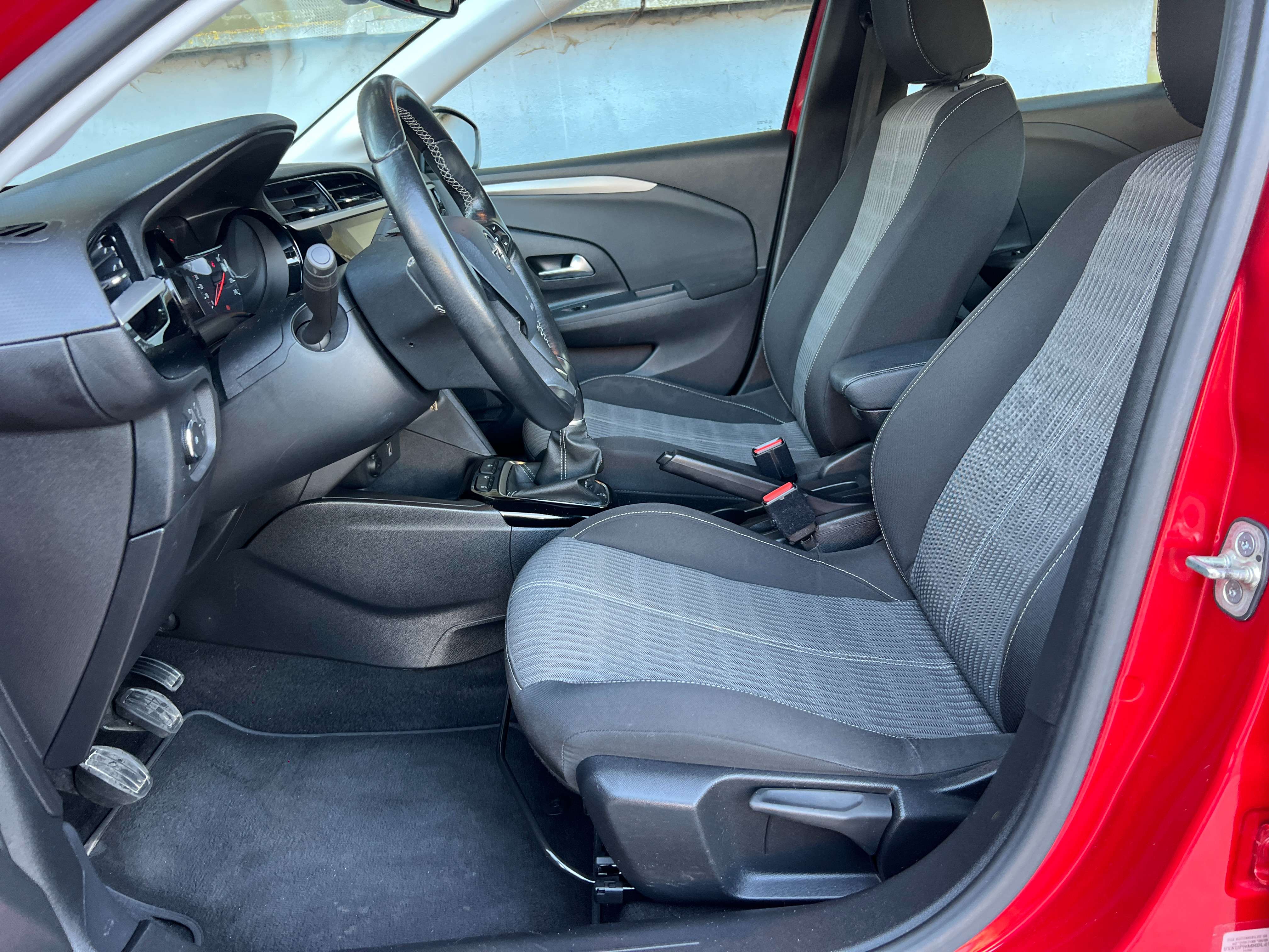 Opel Corsa 1.2i 75cv Edition (Appel CarPlay)