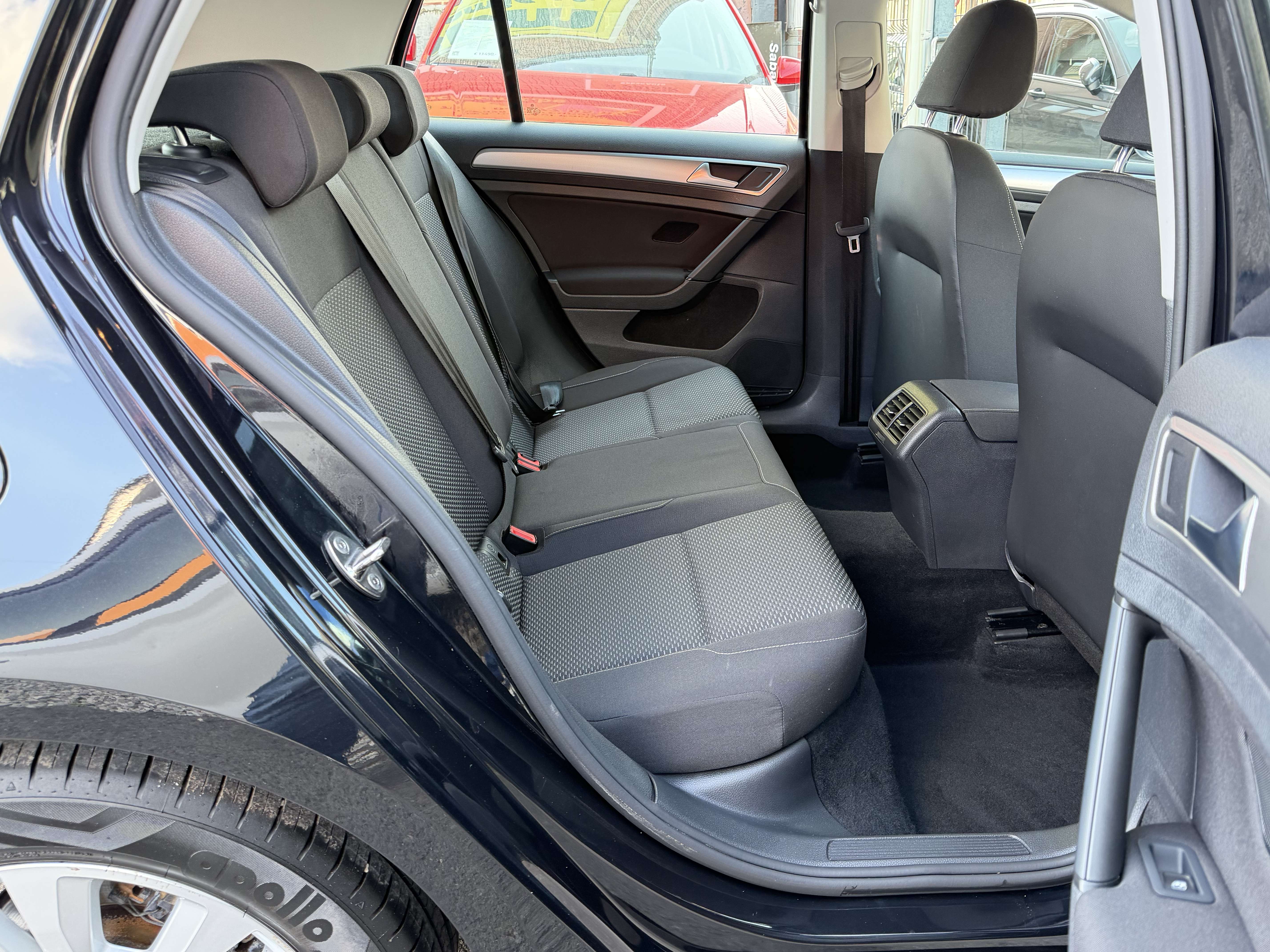 Volkswagen Golf Golf 1.0 TSI ° AIRCO ° PDC ° BLUET ° GARANTI 12 MO