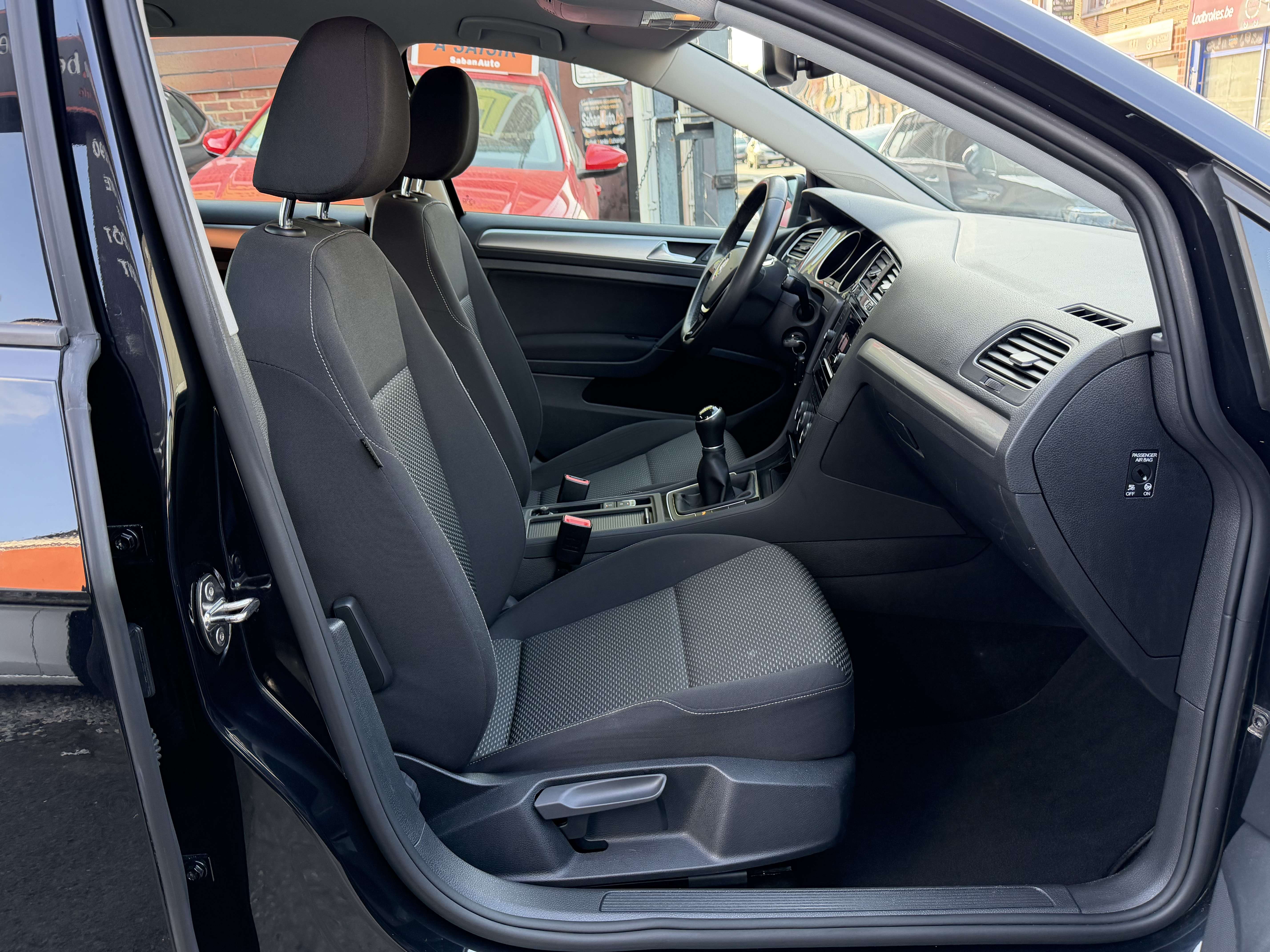 Volkswagen Golf Golf 1.0 TSI ° AIRCO ° PDC ° BLUET ° GARANTI 12 MO