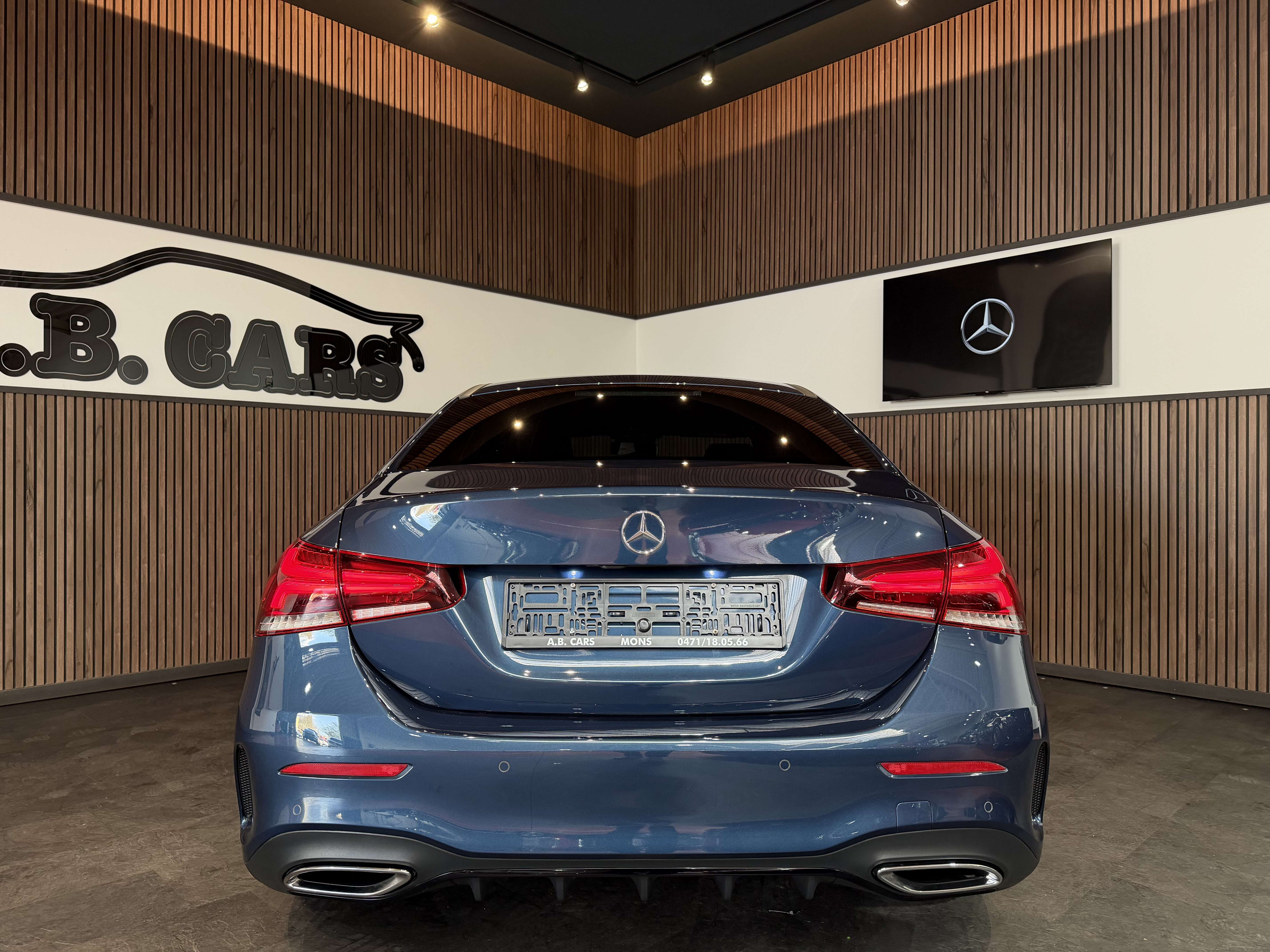 Mercedes-Benz A 180 AMG Line *AUTOMATIQUE *GARANTIE 12MOIS*1ERE MAIN*