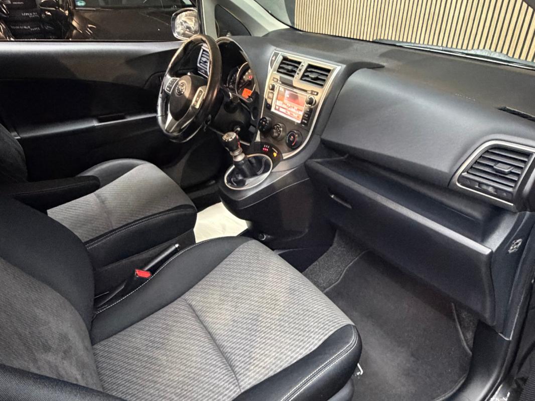 Toyota Verso-s MC 100 VVT-i Style
