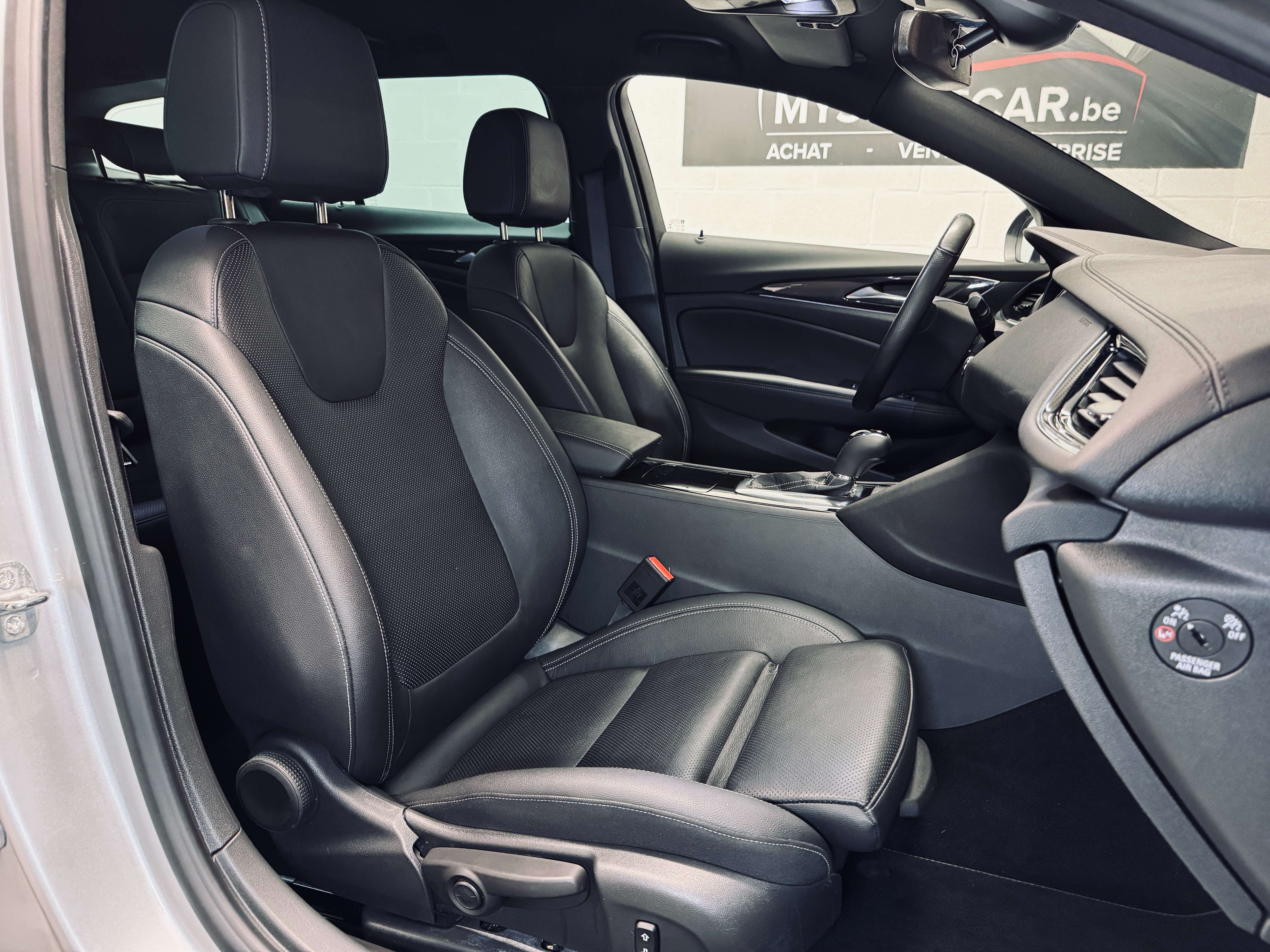 Opel Insignia Insignia Sports Tourer 1.5TurboD FULL, AUTOMATIQUE