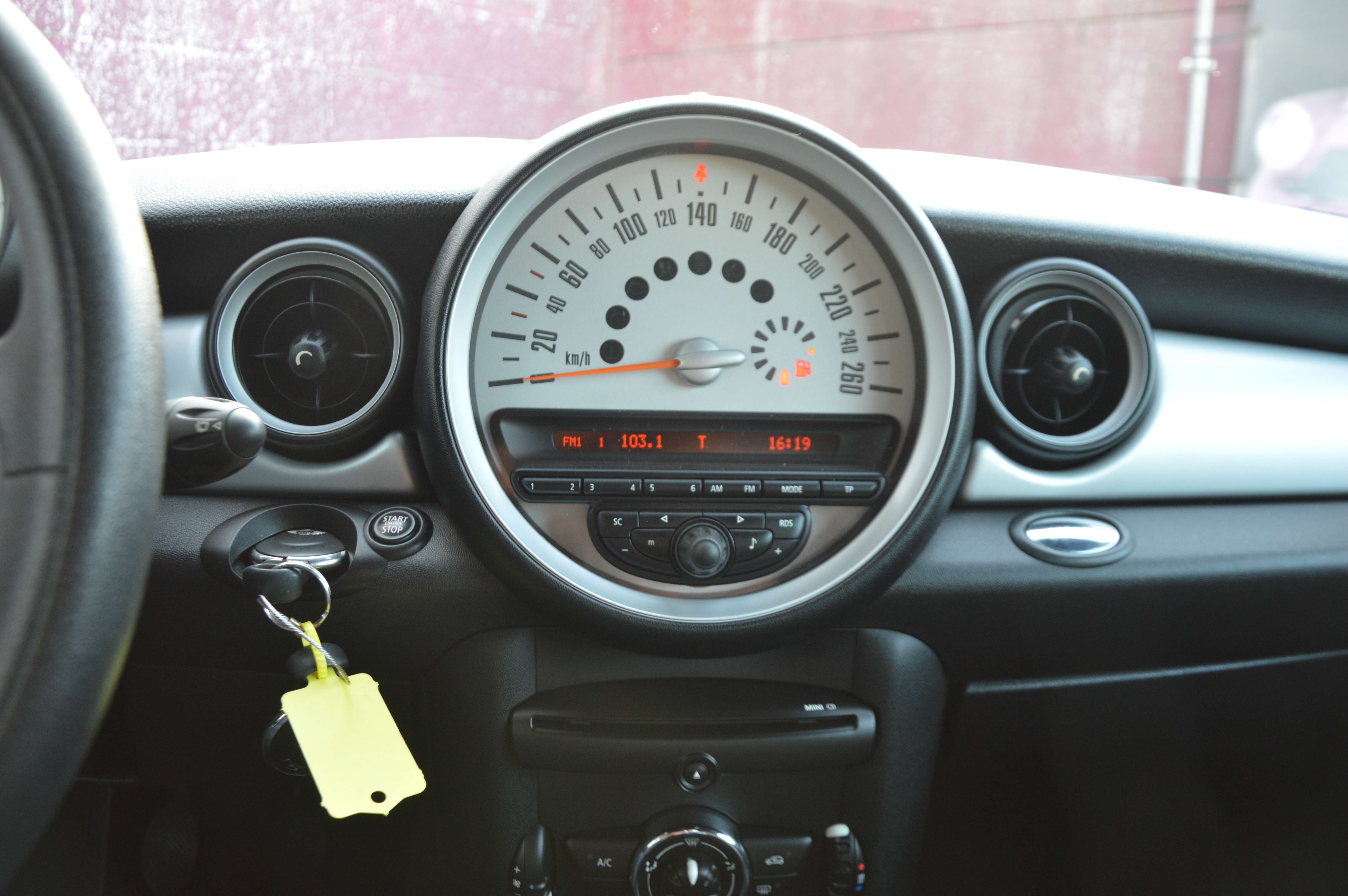 MINI Cooper Coupe 1.6i Cooper Pack JCW SENSOR AR CLIM 92.189KM