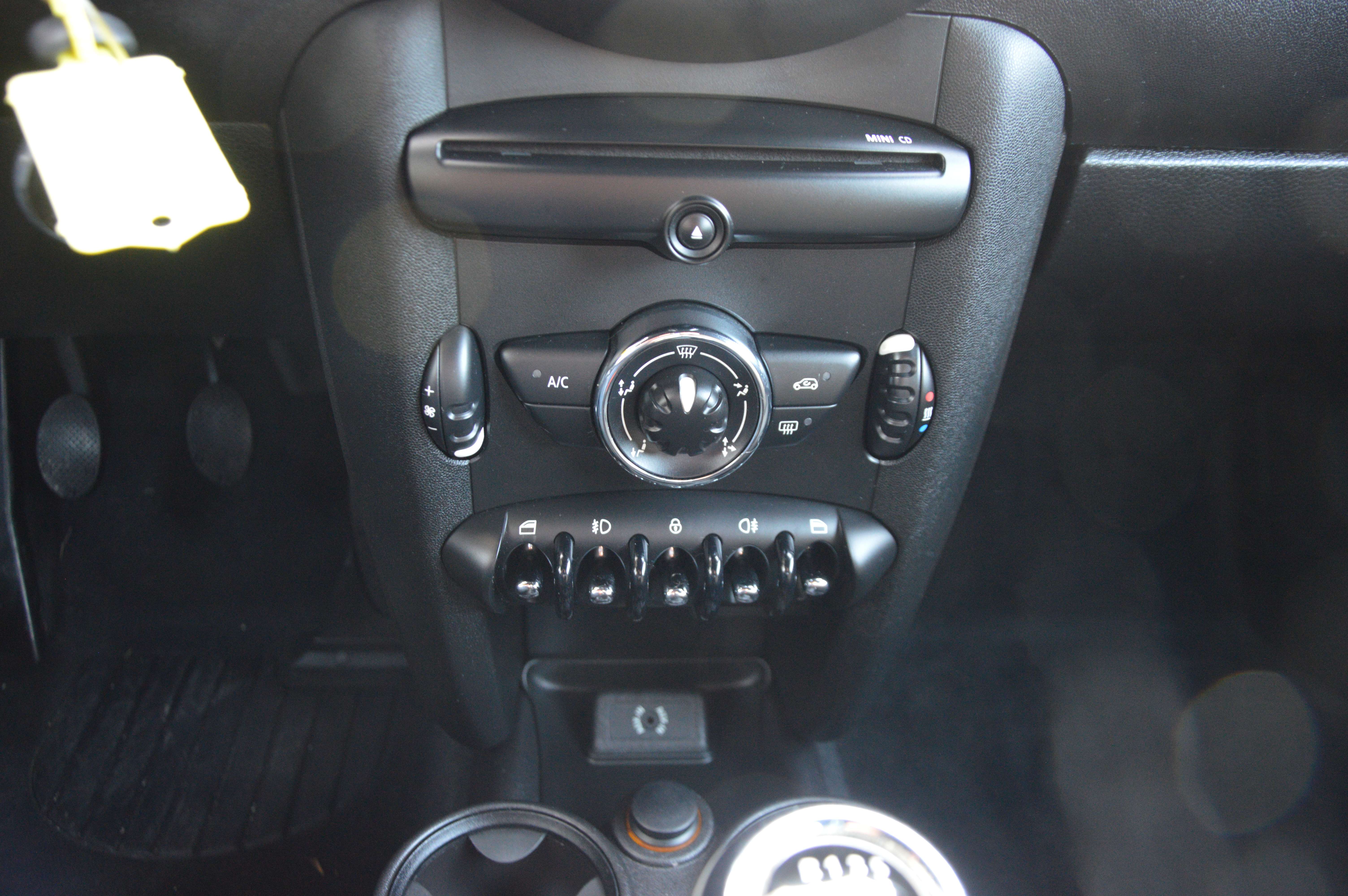 MINI Cooper Coupe 1.6i Cooper Pack JCW SENSOR AR CLIM 92.189KM