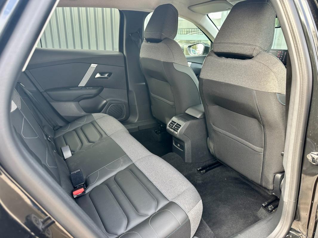 Citroen C4 PureTech 130 SS EAT8 Shine - 2021 26 000 km Garantie