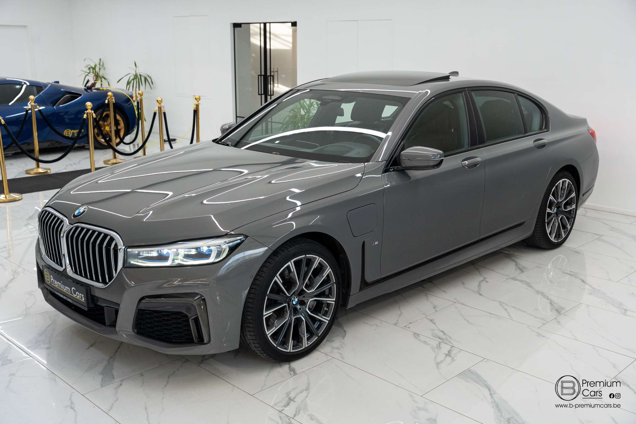 BMW 745 e M pack Individual/FULL OPTIONS!/Laser/ACC/360°/