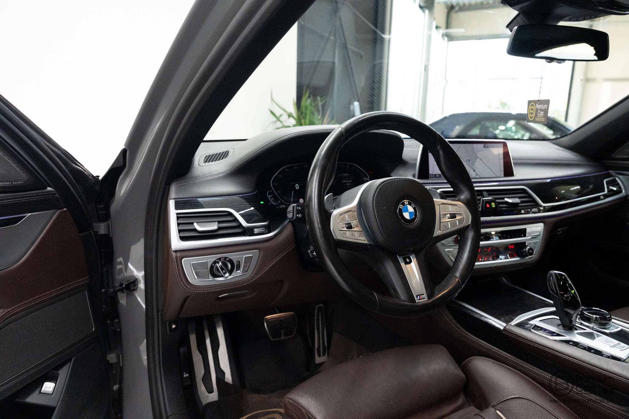 BMW 745 e M pack Individual/FULL OPTIONS!/Laser/ACC/360°/