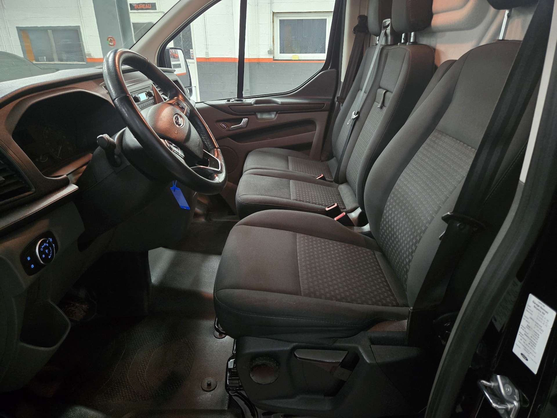 Ford Transit Custom *TVA DEDUCTIBLE*3PLACES*L1/H1*CLOM*PDC*ATT REM*