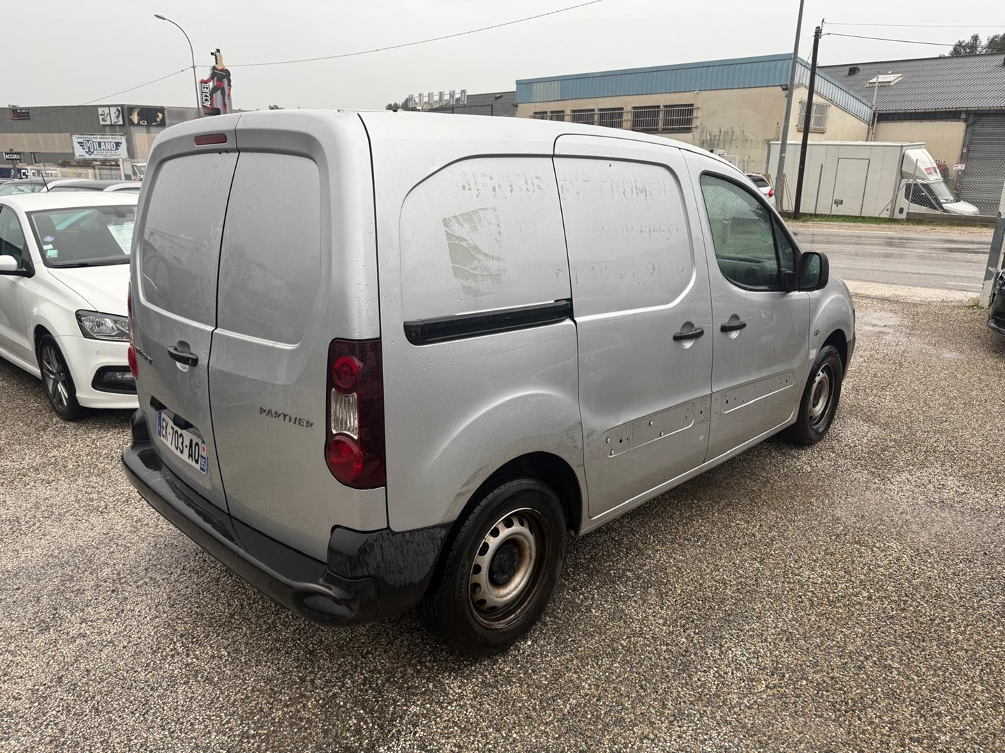 Peugeot PARTNER STANDARD 1.6 VTI 98CH PREMIUM