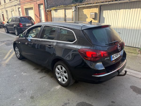 Opel Astra V SPORTS TOURER 1.6 DIESEL 110 BUSINESS EDITION
