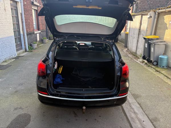 Opel Astra V SPORTS TOURER 1.6 DIESEL 110 BUSINESS EDITION