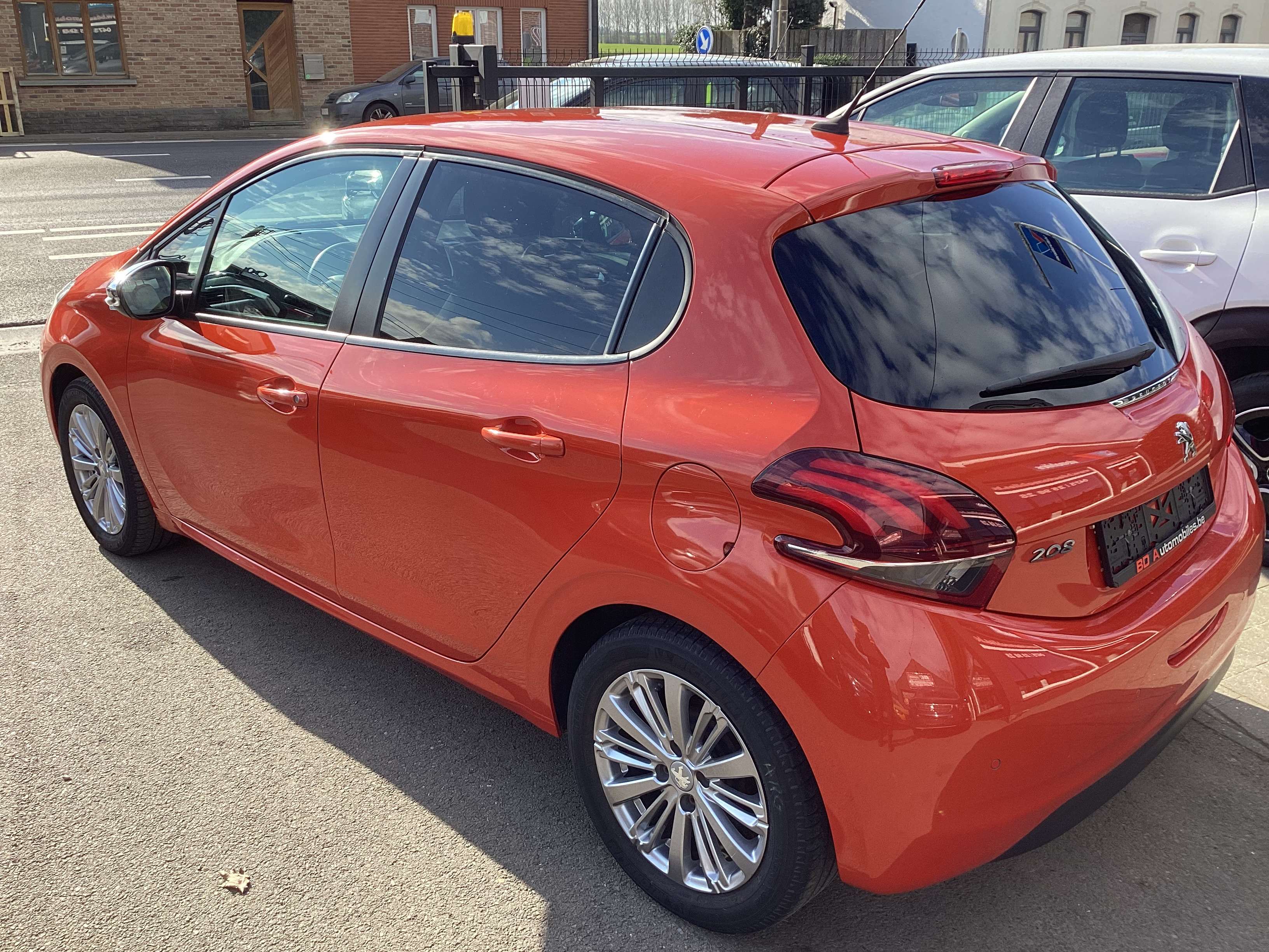 Peugeot 208 208 1.2i Style comme neuve⭐️⭐️⭐️