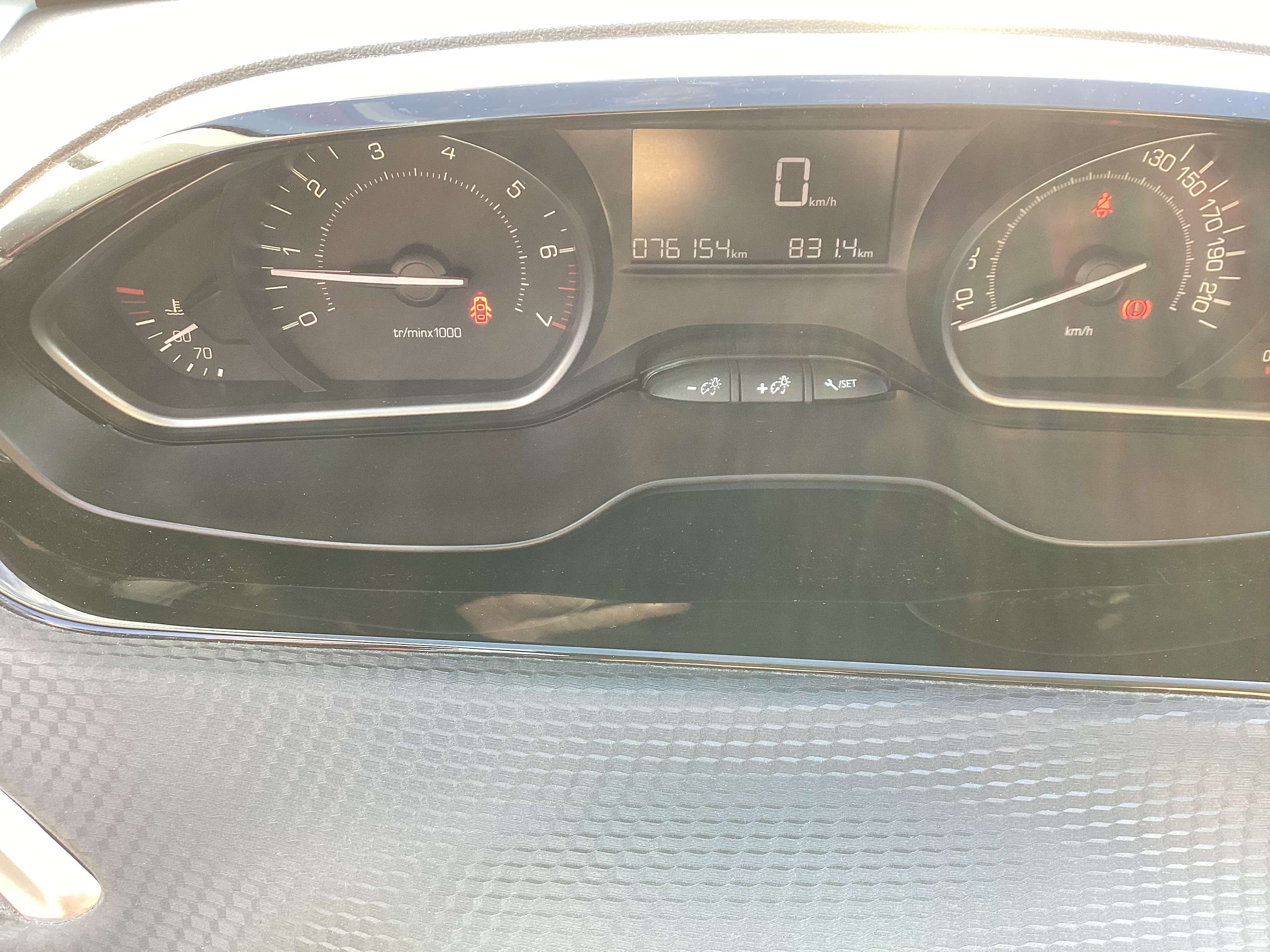 Peugeot 208 208 1.2i Style comme neuve⭐️⭐️⭐️