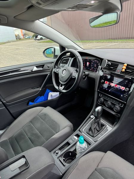 Volkswagen Golf VII 1.5 TSi 150CH PACK R-LINE TOIT OUVRANT PANORAMIQUE