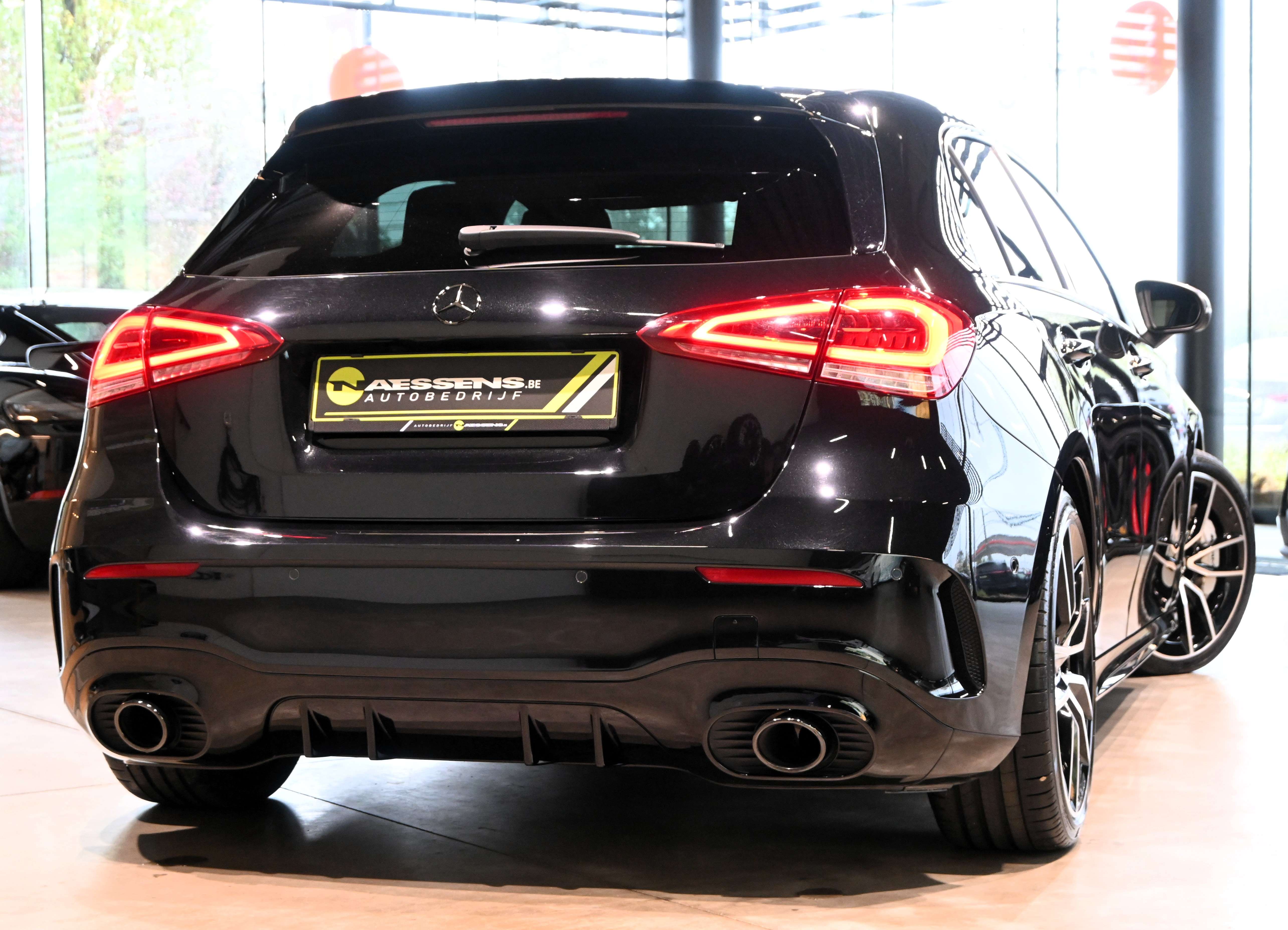 Mercedes-Benz A 35 AMG 4Matic **LED/LEDER/ALCANTARA/CC/DAB/NAV/CAM**