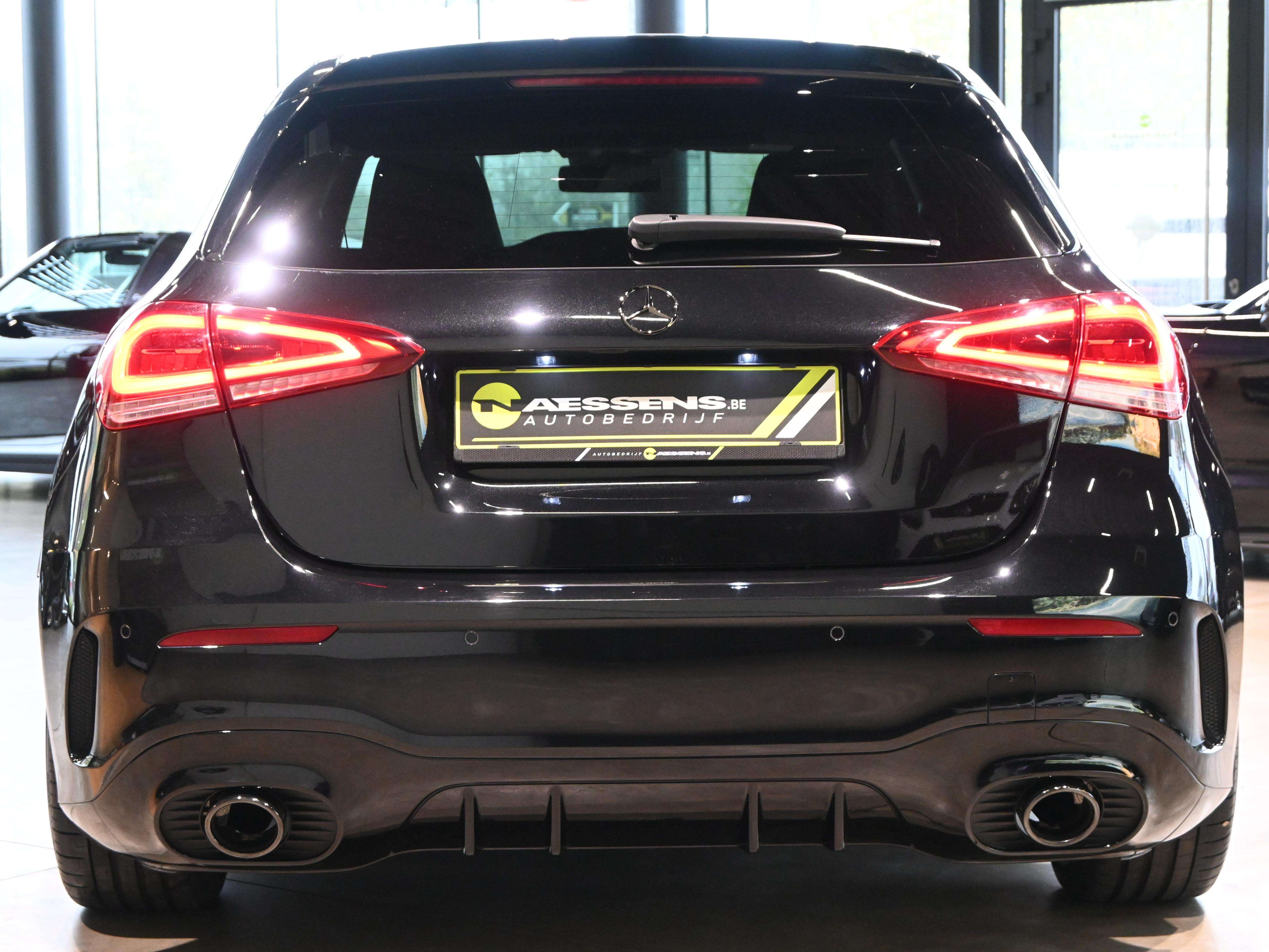 Mercedes-Benz A 35 AMG 4Matic **LED/LEDER/ALCANTARA/CC/DAB/NAV/CAM**