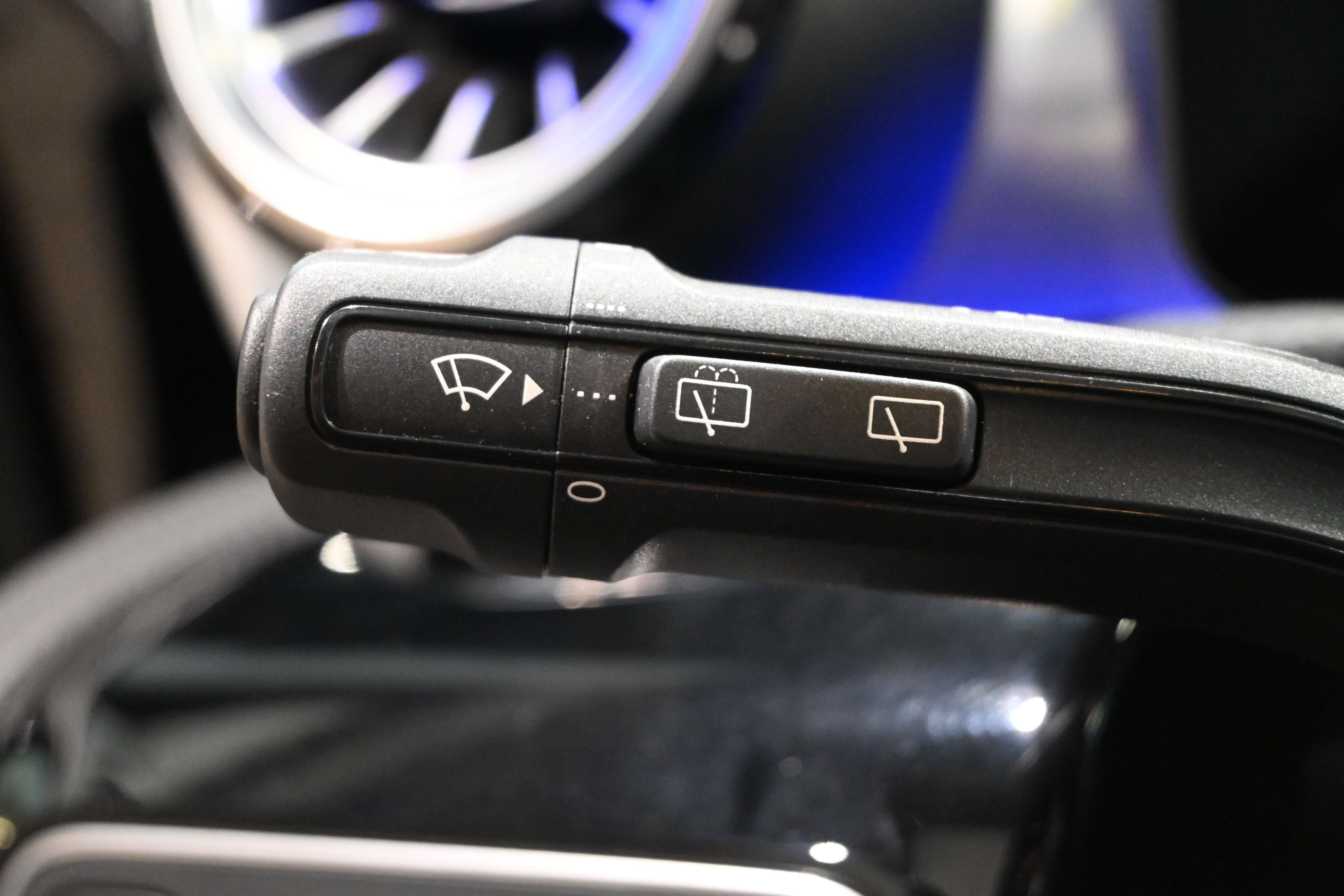 Mercedes-Benz A 35 AMG 4Matic **LED/LEDER/ALCANTARA/CC/DAB/NAV/CAM**