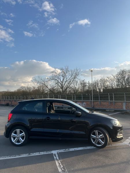Volkswagen Polo V 1.4 r-line