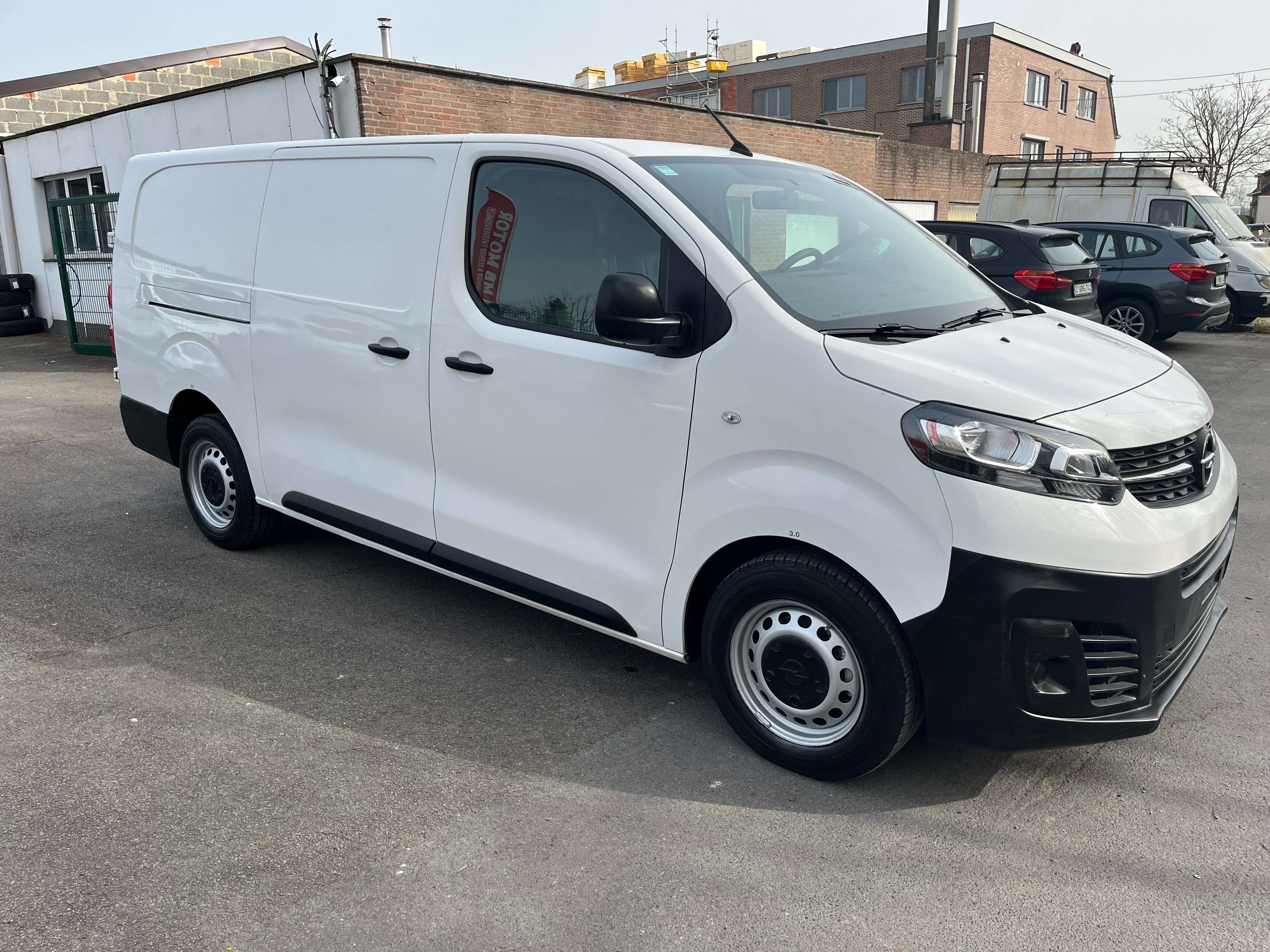 Opel Vivaro L3H1-AIRCO- DB DEUREN-PORTES -13.470€+BTW+TVA