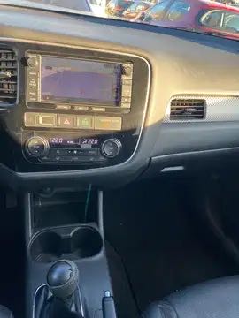 Mitsubishi Outlander 2.2 DI-D 2WD Intense