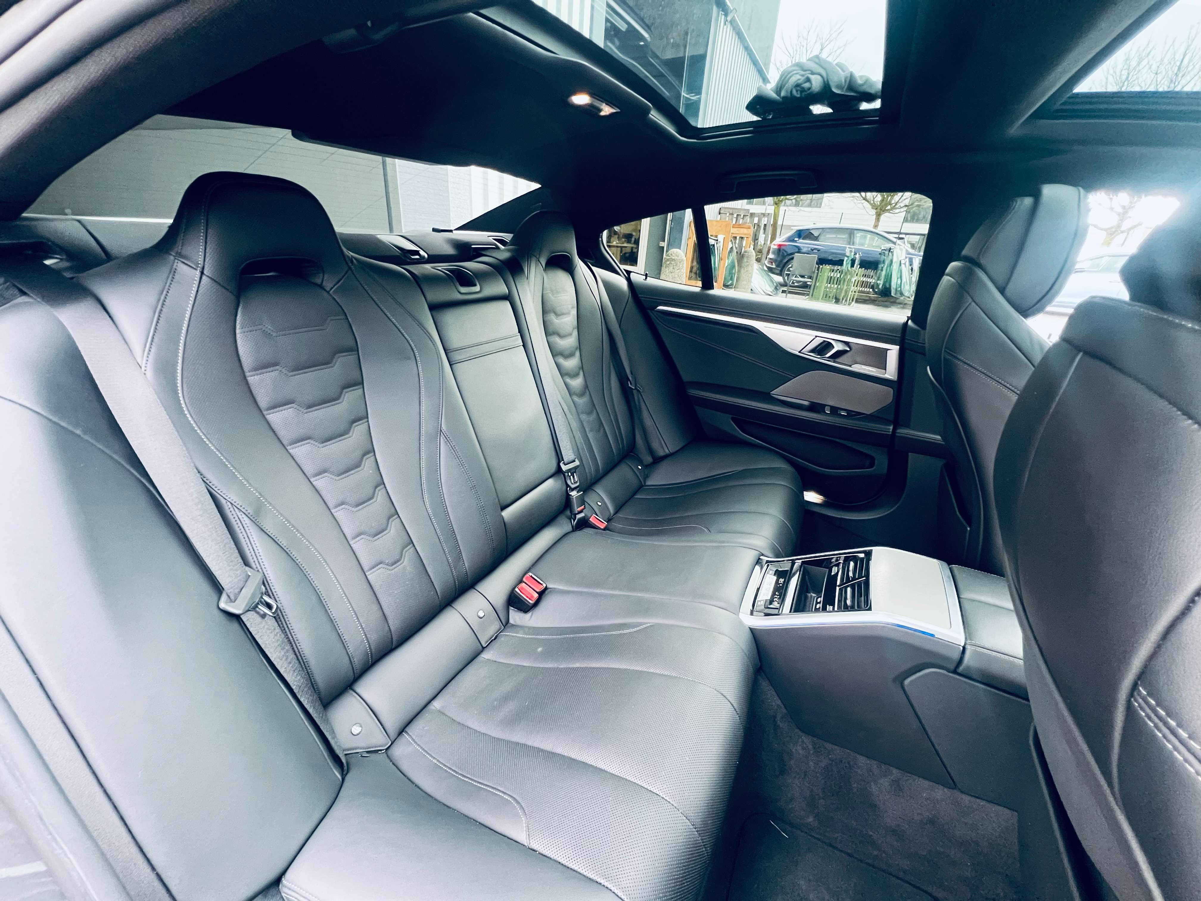 BMW 840 iAS GRAN COUPE+PACK M+INDIVIDUAL+PANO+HUD+GARANTIE