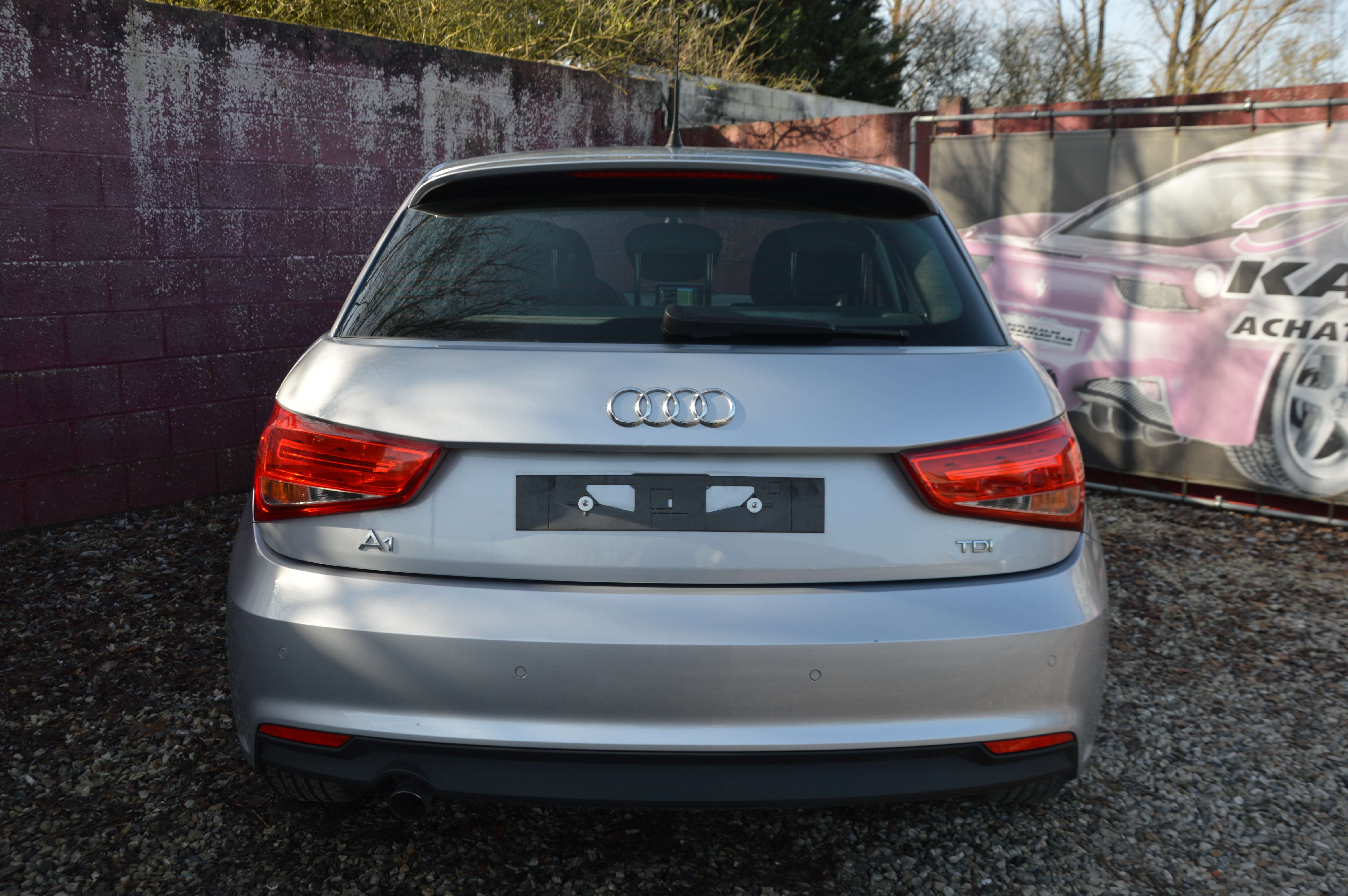 Audi A1 1.4TDi Sport BOITE AUT NAV SENS AR CLIM 87.007KM