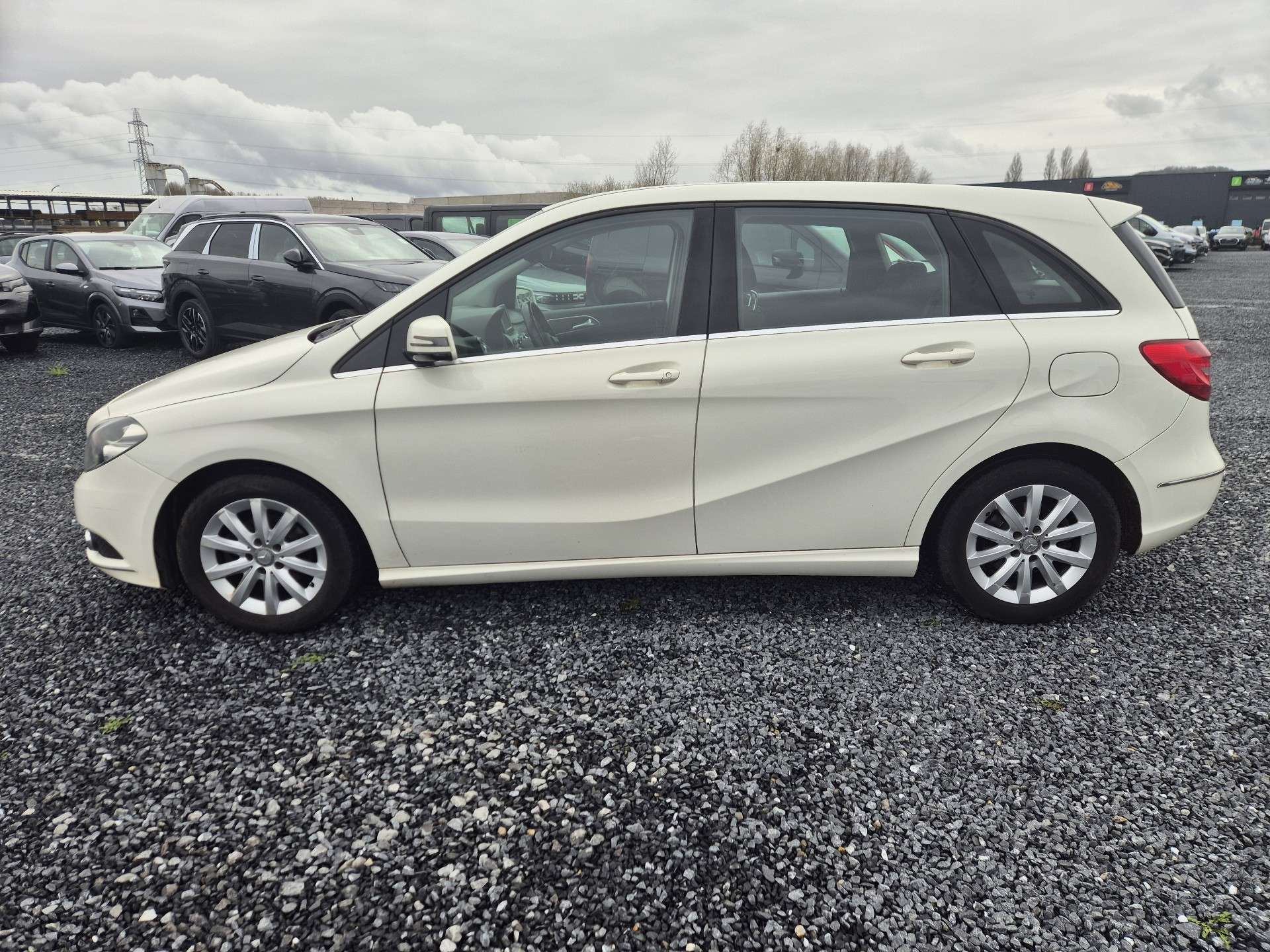 Mercedes-Benz B 180 CDI Essential / Camera / USB / Marchand ou Export